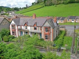 Pengwern, B5437 Carrog Road To Llangollen Railway Line, Carrog, Corwen LL21 9AT