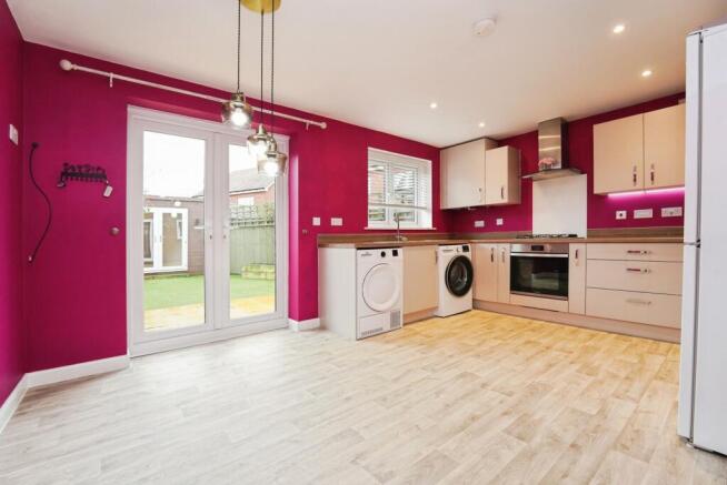 Kitchen/Dining Room