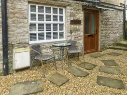 Basement Flat, Kates Yard, Kates Lane, Alston CA9 3QH
