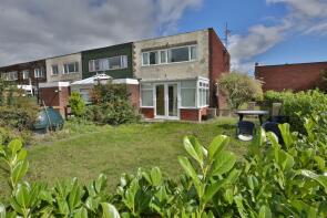 17, Wood End, Grantham NG33 4BY
