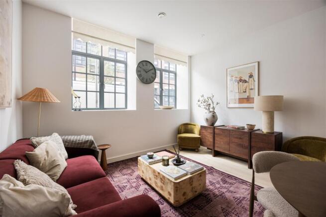 Hollybush Gardens, E2