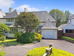 Stone House, Porlock Road, Minehead TA24 8RY