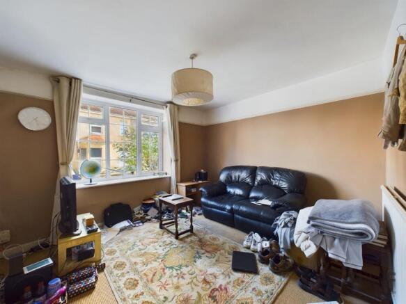 CAM01872G0-PR0081-STILL005.jpg