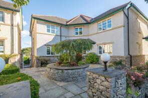 11, Graythwaite Court, Fernhill Road, Grange-over-sands LA11 7BN