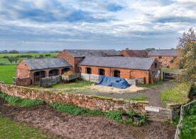 1, Shipley Hall Barns, Bridgnorth Road, Wolverhampton WV6 7EQ