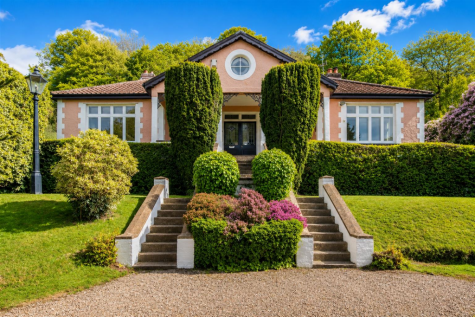 Nore Road, Portishead - Georgian Colonial style detached home in 0.85 acres