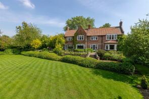14, Hill Rise, Middleton One Row DL2 1AZ
