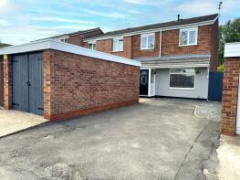 40, Lowry Close, Willenhall WV13 3BD