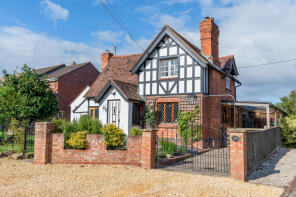 Cobble Cottage, Church Lane, Worcester WR8 9BJ