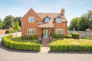 2, Santesdune Way, High Wycombe HP14 4DR