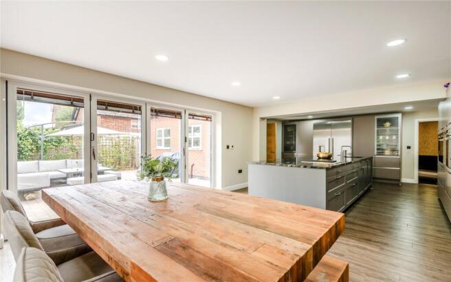 Kitchen/ Family Room