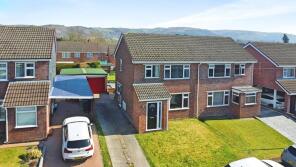 56 Nythfa, Llys Rhufain, Caersws SY17 5HY