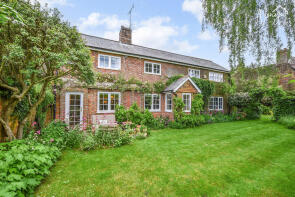 White Gates, Avington Park Lane, Winchester SO21 1EE