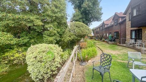 Clarendon Mews, Bexley Village, Kent, DA5