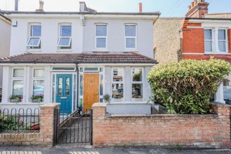 Leighville Grove, Leigh-On-Sea