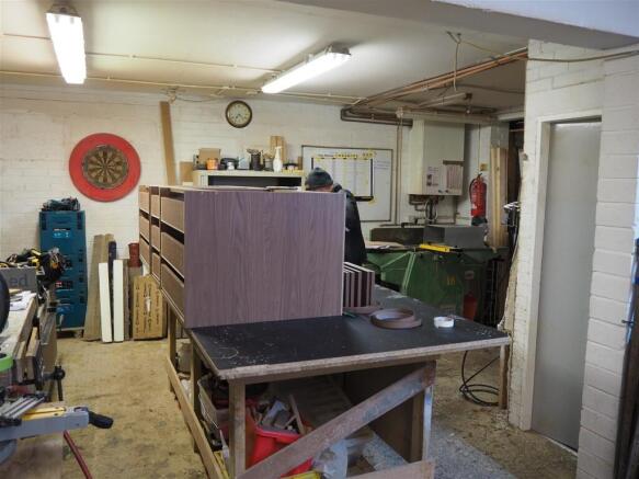 Photo 3