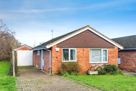 Popplechurch Drive, Swindon, Wiltshire, SN3