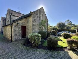 Hassop Cottage, Hassop Road, Bakewell DE45 1NU