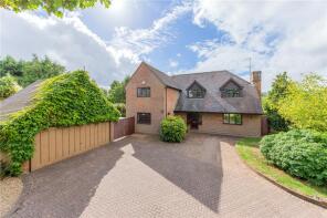 The Spinney, Main Road North, Berkhamsted HP4 1QZ