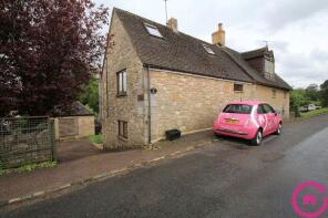 Wyatts Cottage, Road From Shipton To Syreford Road, Cheltenham GL54 4HU
