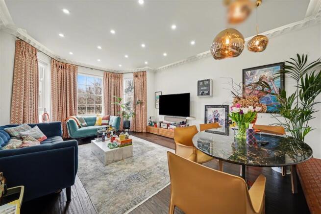 St John's Wood Court NW8 8QR-No Watermark-10.jpg