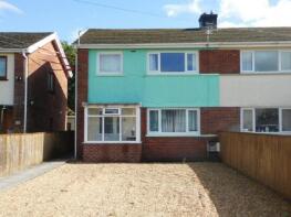 34, Rhydyfro, Llangadog SA19 9HW