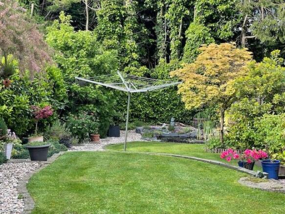 Secluded rear garden
