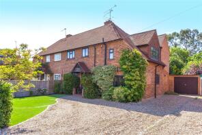 4, Downfield Road, Waltham St Lawrence, Reading RG10 0HU