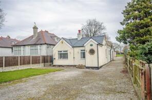 Lyzzick Cottage, Wrexham Road, Wrexham LL12 9RF