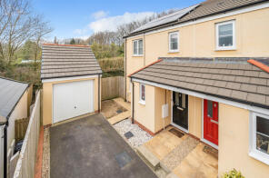 32, Buzzard Rise, Gunnislake PL18 9FL