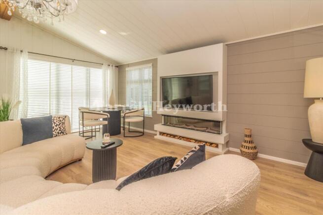 Open Plan Living 3