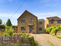 Autumn Ridge, Farmhill Lane, Stroud GL5 4BS