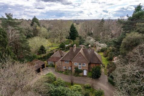 Fitzroy Road, Fleet, GU51
