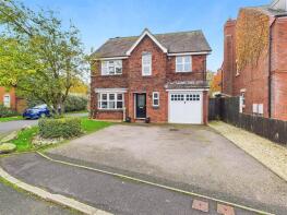 36, Wyndham Wood Close, Fradley, Lichfield WS13 8UZ
