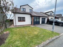 5 Rhoslyn, Llys Y Rhos, Rhostrehwfa, Llangefni LL77 7GE