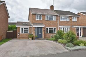2, Redwood Close, Wellingborough NN29 7BX