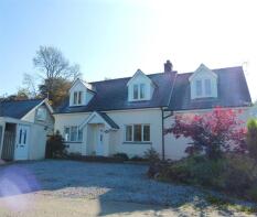Plascrwn House, Llandewi Cottages Lane, Llanddewi Velfrey, Narberth SA67 8UT