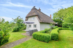 Hoblets, Hill House Road, Halstead CO9 2NR