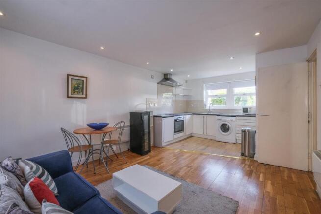 Open plan Lounge/Kitchen