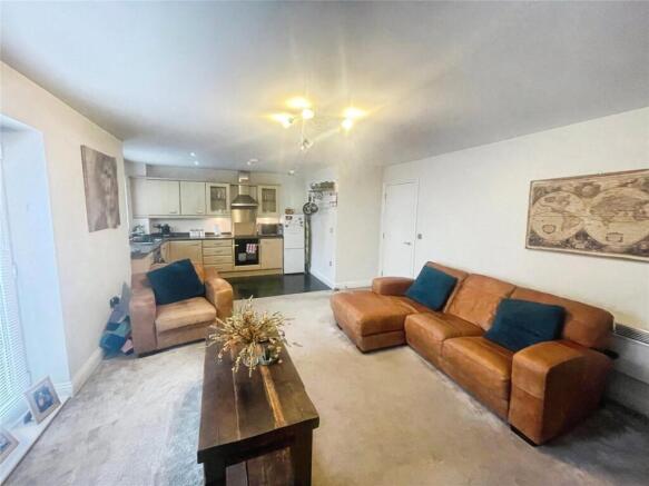 Lounge/Kitchen