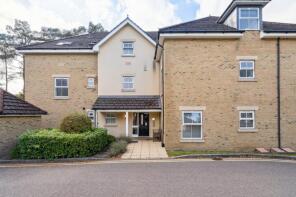 52, Cranwells Lane, Slough SL2 3GW