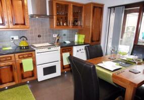 24, North End Drive, Harlington, Doncaster DN5 7JS