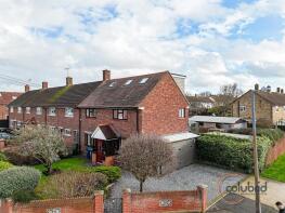 7, Lyndhurst Road, Stanford-le-hope SS17 7SJ