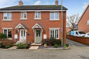 27, Parsons Way, Farnham GU10 1FB