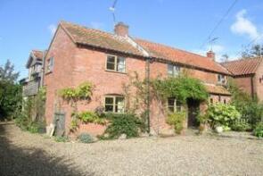 Christmas Cottage, The Footpath, Aylsham Road, Norwich NR10 5DL