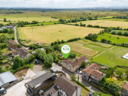 Sunnyview, Pit Hill Lane, Moorlinch, Bridgwater TA7 9BT