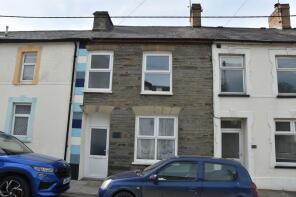 Radnor House, Lloyd Terrace, Newcastle Emlyn SA38 9NS