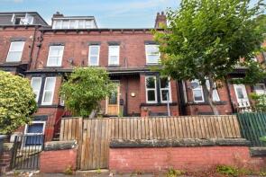 10, St Ives Grove, Armley, Leeds LS12 3RR