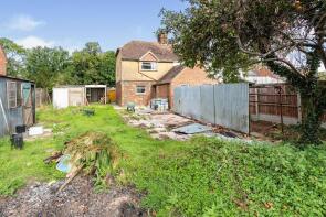2 Magnolias, School End, Buckingham MK18 4LA