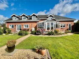 Gorwelion, Capel Coch, Llangefni LL77 7UR